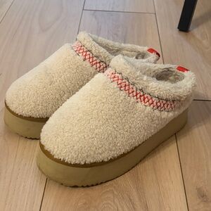 Cozy Cream Slip-On Women's Shoes